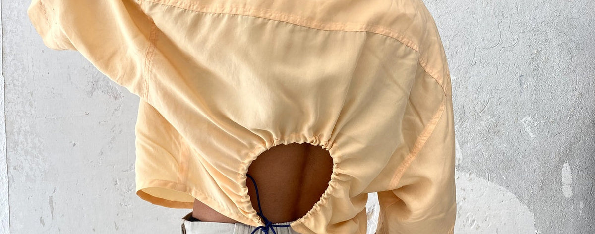 Upcycling Hemd mit Rückendetail