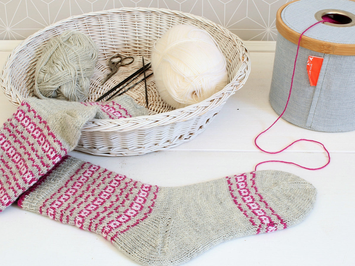 Damensocken stricken - Titel